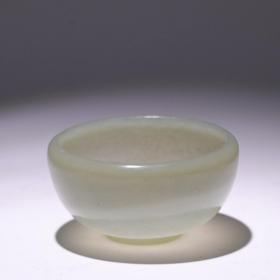 和田玉杯 薄如纸 口径6.0厘米，高度3.2厘米，重量30克