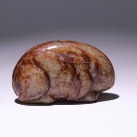 和田玉籽料玉兔 长度，5.8厘米，高度3.3厘米，厚度2.3厘米，重量80克