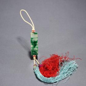 清 老翡翠诗文勒子。 规格：高4.6㎝宽1.4㎝重32g