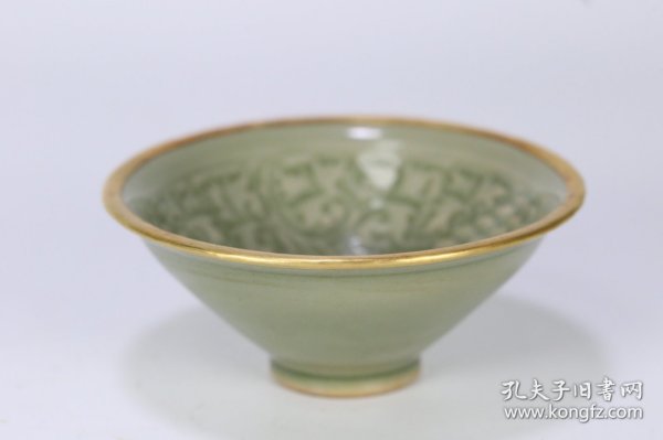 宋代 耀州窑包银鎏金边刻花茶碗，