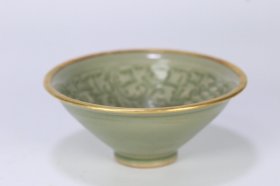 宋代 耀州窑包银鎏金边刻花茶碗,