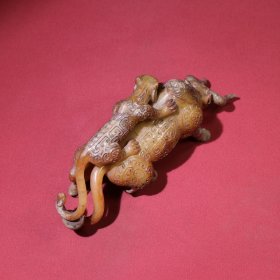 旧藏，汉代生坑满沁虎噬牛小摆件，
