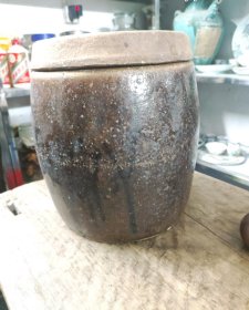 石湾窑黑釉罐-82