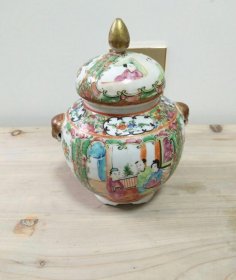广彩人物茶叶罐-92