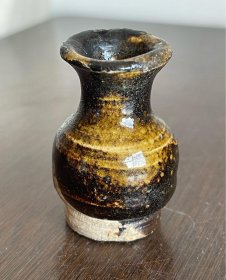 老窑小花瓶陶瓷小花瓶瓷塑玩具陶瓷器摆件瓶口有修复-98