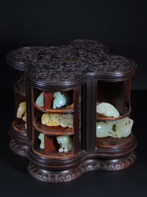 清 和田玉玲珑藏宝柜 玉器雅玩十五件 藏宝柜可转动，巧设暗格机关。