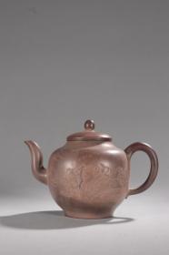 旧藏-欧正春制、老紫砂堆雕山水茶壶