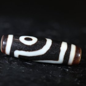 精品两眼天珠，