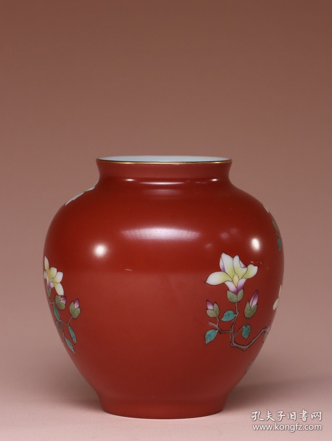 回流.雍正年制款粉彩红花卉纹水盂