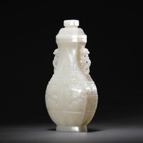 旧藏 和田玉兽面纹瓶、尺寸：21**9.3**5.0厘米、重531.8克！