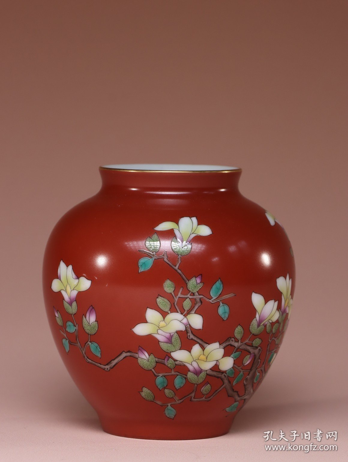 回流.雍正年制款粉彩红花卉纹水盂