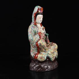 粉彩如意坐观音
高宽 31*15cm