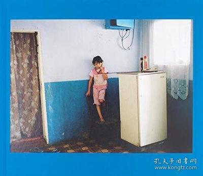 现货  Andrea Diefenbach Land Ohne Eltern / Country Without Parents 优秀获奖纪实摄影作品集