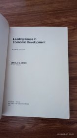 英文原版 Leading Issues in Economic Development 小16开本 私藏品好