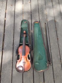 1950年广州市第一乐器生产合作社制作的黄花梨木件上等小提琴