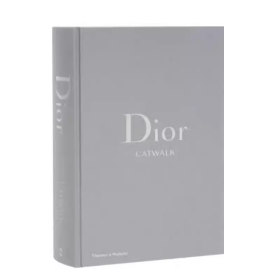 现货 迪奥T台秀 时装摄影集 Dior Catwalk: The Complete Collections服装设计作品画册 T&H出版英文原版