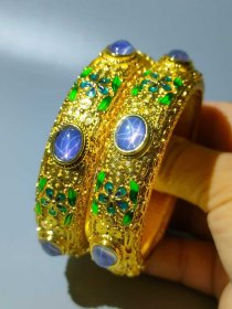 48_老刺绣盒装景泰蓝银鎏金镶星光宝石手镯 ，宝石晶莹剔透光彩夺目，硬度达十！