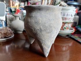【三足陶鬲】陶器，文化期，土沁