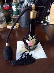 【香水瓶】花卉图案