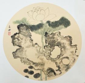 吴玉女花鸟国画作品
吴玉女，农工党员，诸暨市第十四届政协常委。现为中国金融美术家协会会员、中国女子书画院理事、中国工商银行美术家协会副秘书长、浙江省美术家协会会员、浙江省工商银行书画家协会副主席、绍兴市美术家协会理事、诸暨市美术家协会副主席。擅长工笔仕女花鸟