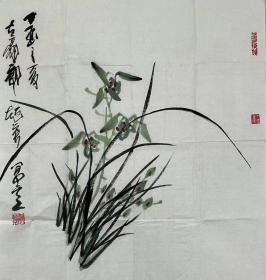 国画作品 丨郭超英 国画幽兰。郭超英，号古豪，1958年生于杭州。现为西泠印社理事、浙江省书法家协会理事兼艺术评论委员会副主任、浙江省国际美术交流协会理事、中国书法家协会会员、中国计量大学艺术学院客座教授、西泠书画院特聘画师、杭州市书法家协会理事、杭州市美术家协会理事、杭州市文艺评论家协会理事、杭州市作家协会会员。郭超英擅篆书，擅画兰花和山水，作品被众多藏家收藏。