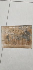 义中八0届高二（3班）在杭同学留影