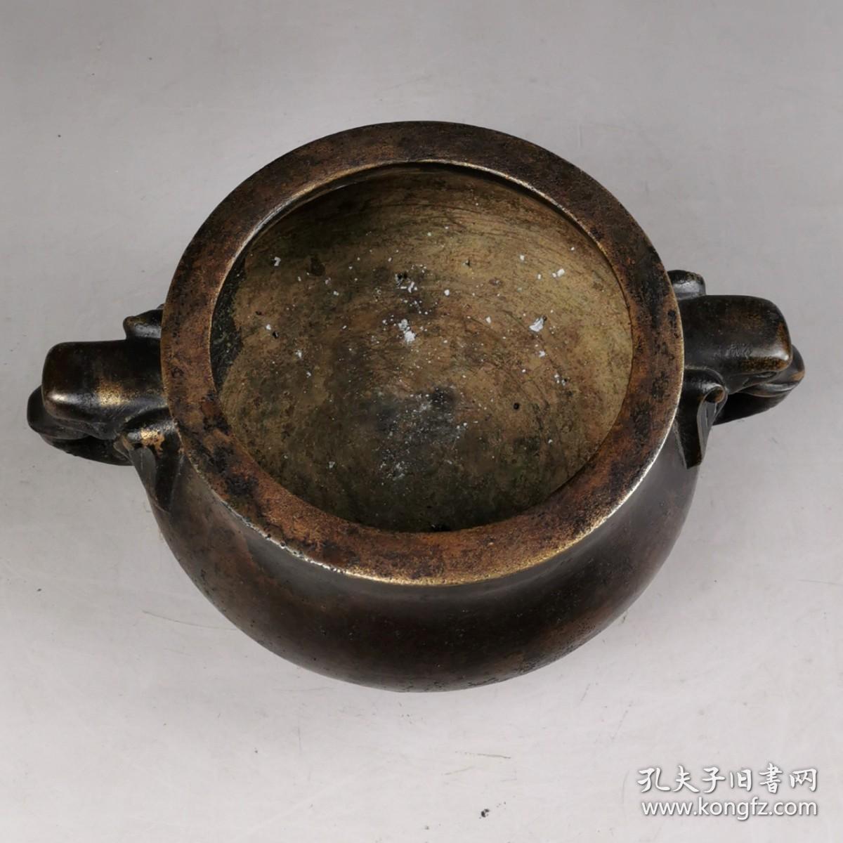 象鼻双耳铜香炉1