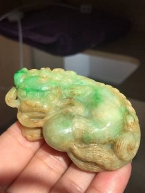 古玩旧藏清代老翡翠狮子绣球