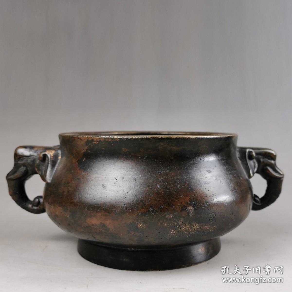 象鼻双耳铜香炉1