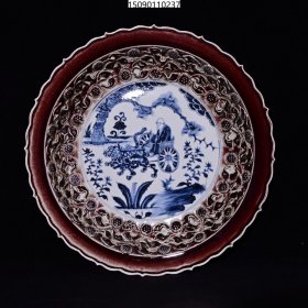 元祭红釉捏花青花鬼谷子下山人物故事纹赏盘，高7.5×45.2厘