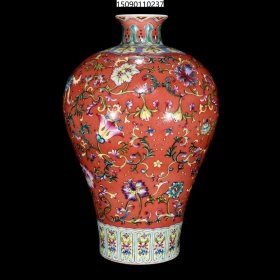 清乾隆红地扒花珐琅彩缠枝花卉纹梅，41×24.5
