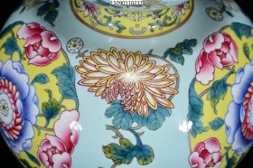 清乾隆年粉彩花卉纹葫芦31*20m