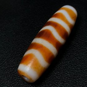 【水纹天珠】 尺寸：49*15毫米 重量18.5克