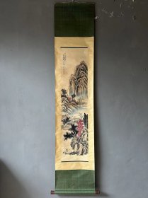 何维璞 立轴 山水
【宝贝尺寸】220×48厘米
【宝贝画芯】135×35厘米