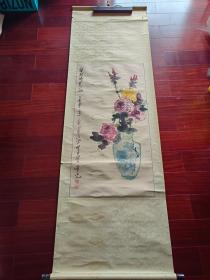 旧裱立轴：广州天河区美协会副会长，上海书画研究院特聘画师曾光国画，93cm*46cm