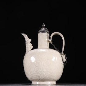 c宋 定窑包银刻花执壶