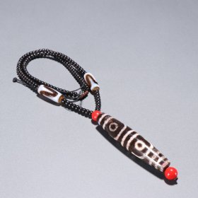 藏传 精品四眼天珠。