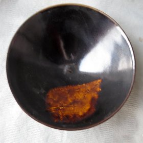 吉州窑老碗带树叶图案 古代老瓷碗带树叶烧制