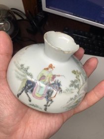 光绪粉彩通景人物故事糖缸盖子