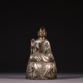 清代 鎏银“释迦摩尼”造像。
