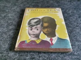 TWO is a TEAM by lorraine and jerrold beim (1945年精装外文原版彩色连环画）