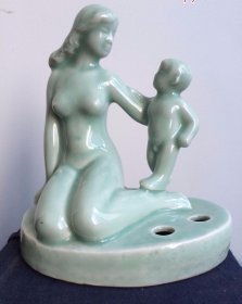 宜兴青瓷：母子人物瓷塑（七八十年代生产）-79