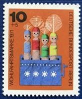 念椿萱 柏林邮票DE-BE0412 1971年圣诞节4-1木制玩具10+5芬尼全新