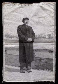 伟大领袖毛泽东主席中国杭州东方红丝织厂（27*40厘米）