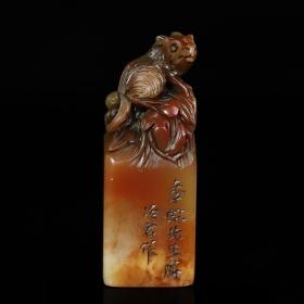 旧藏寿山芙蓉石雕刻松鼠钮印章，