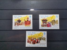 越南2000年发行民族文化邮票