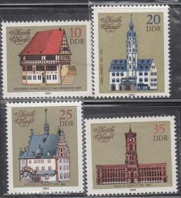 民主德国1983年《古老的市政厅建筑》邮票