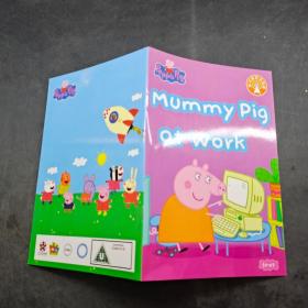 英文原版书 Mummy pig at work