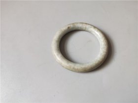 清代翡翠手镯