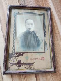 民国时期烟台朝阳街锦章照相馆拍摄的女子老照片